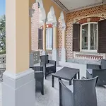 Lägenhetshotell Nagi - Luxury Albavilla