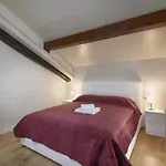 Lägenhetshotell Nagi - Luxury 3*