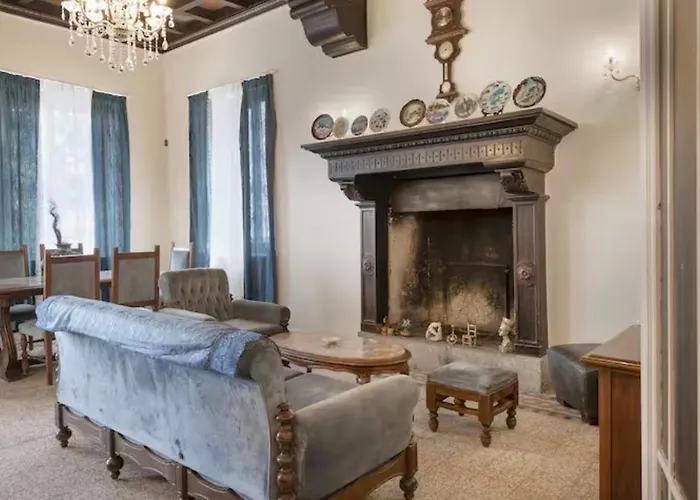 Alcaeus - Luxury Aparthotel