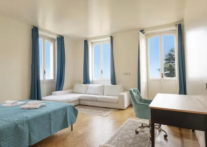 Alcaeus - Luxury Albavilla