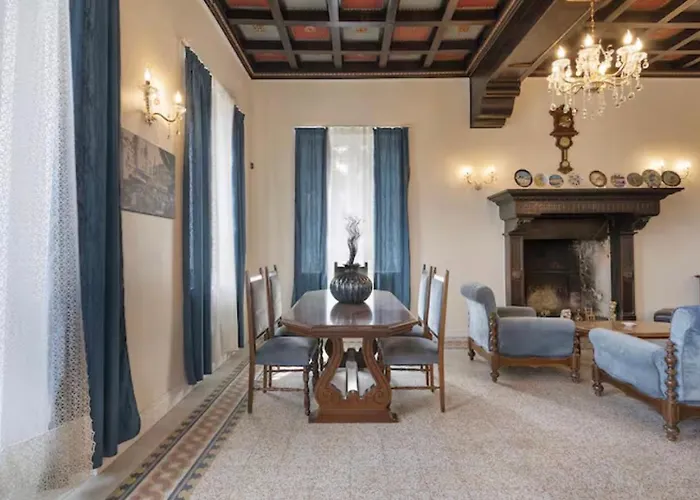 Alcaeus - Luxury Aparthotel
