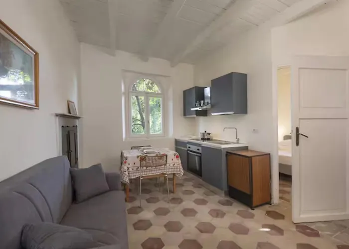 Alcaeus - Luxury 3* Albavilla