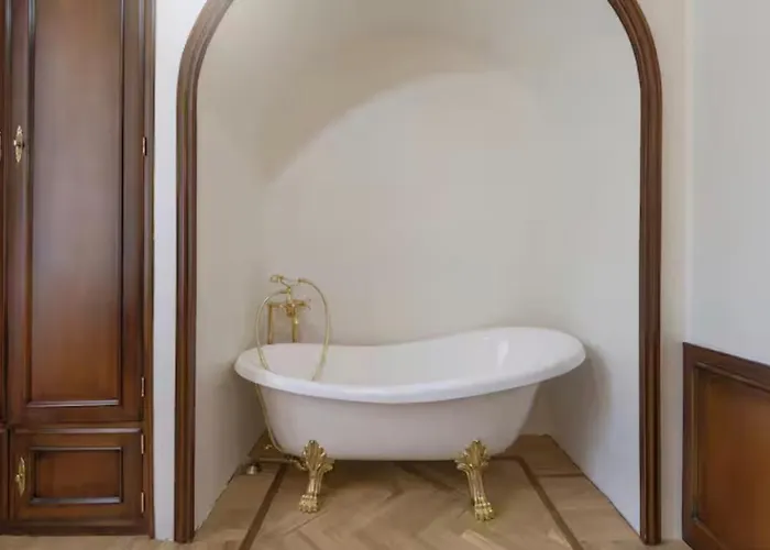 아파트호텔 Alcaeus - Luxury 3*
